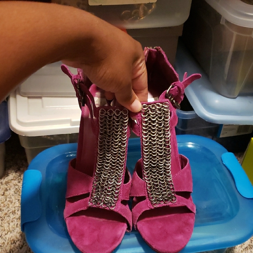 Dolce vita Sandals with Chain Detail